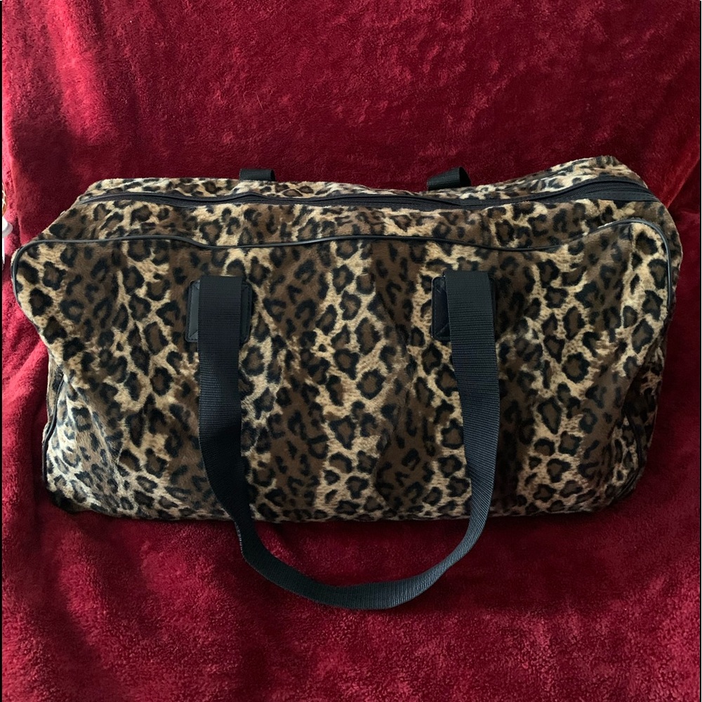 Travel tote